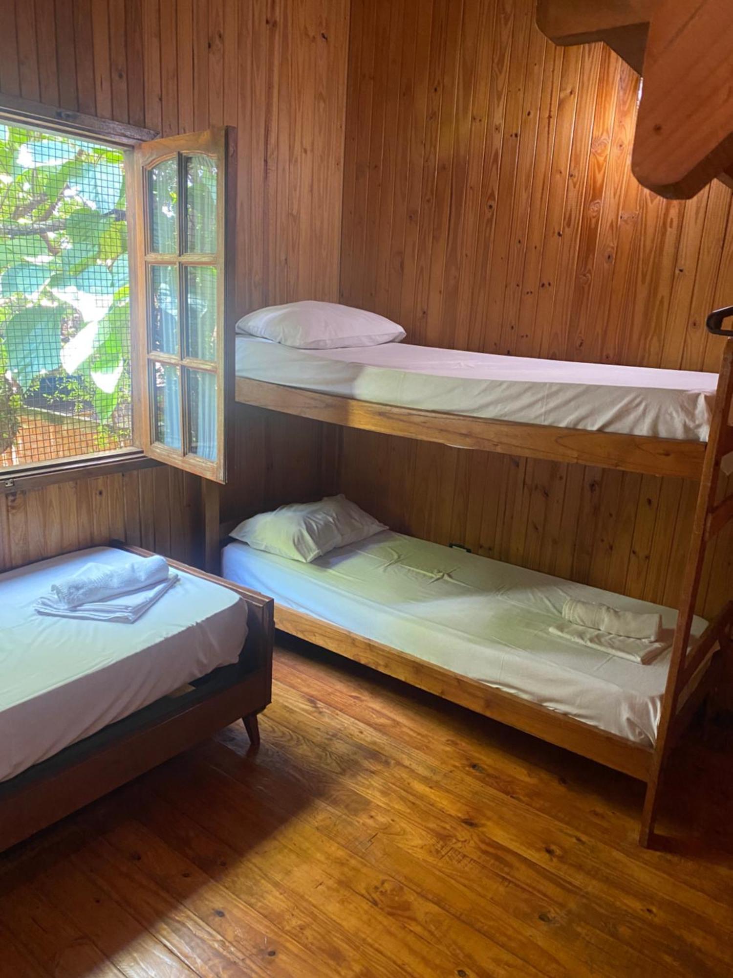 El Pindo Iguazu Aparthotel ปูแอร์โตอีกวาซู ภายนอก รูปภาพ